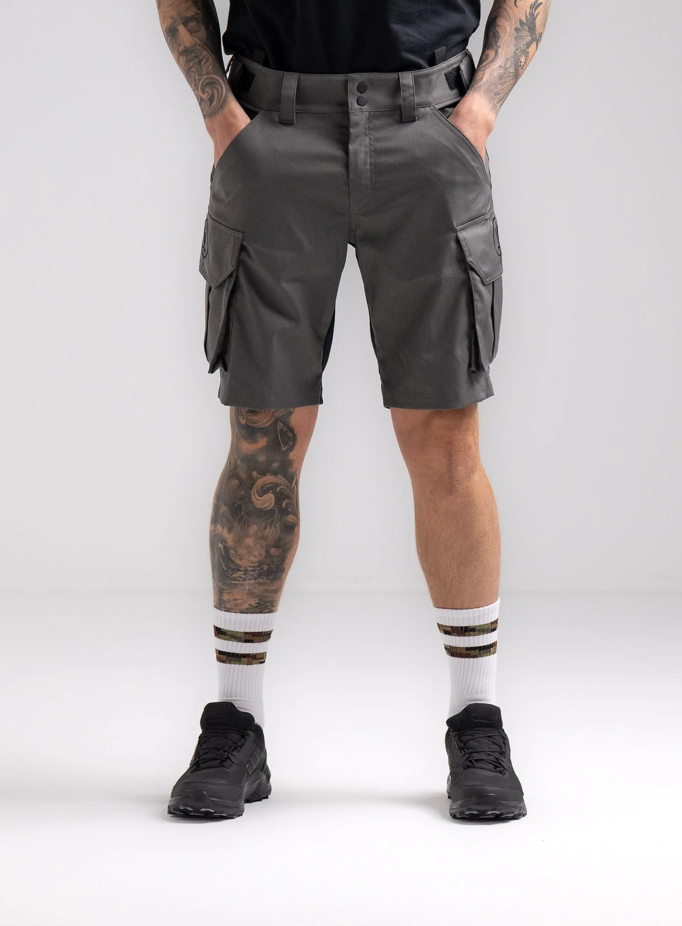 CHARGE SHORTS - Image 2