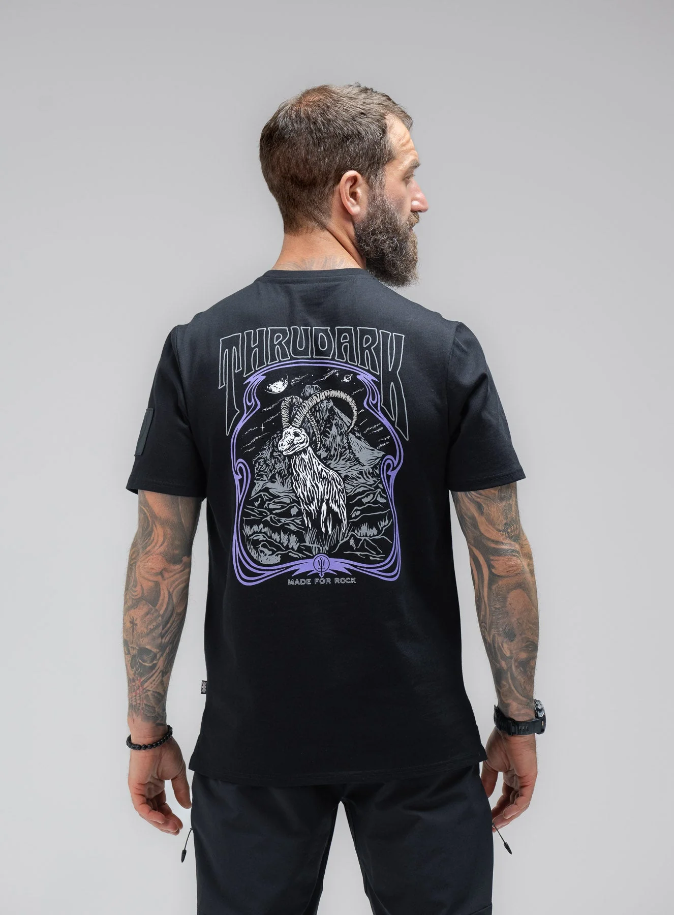 INSIGNIA T-SHIRT - MADE FOR ROCK
