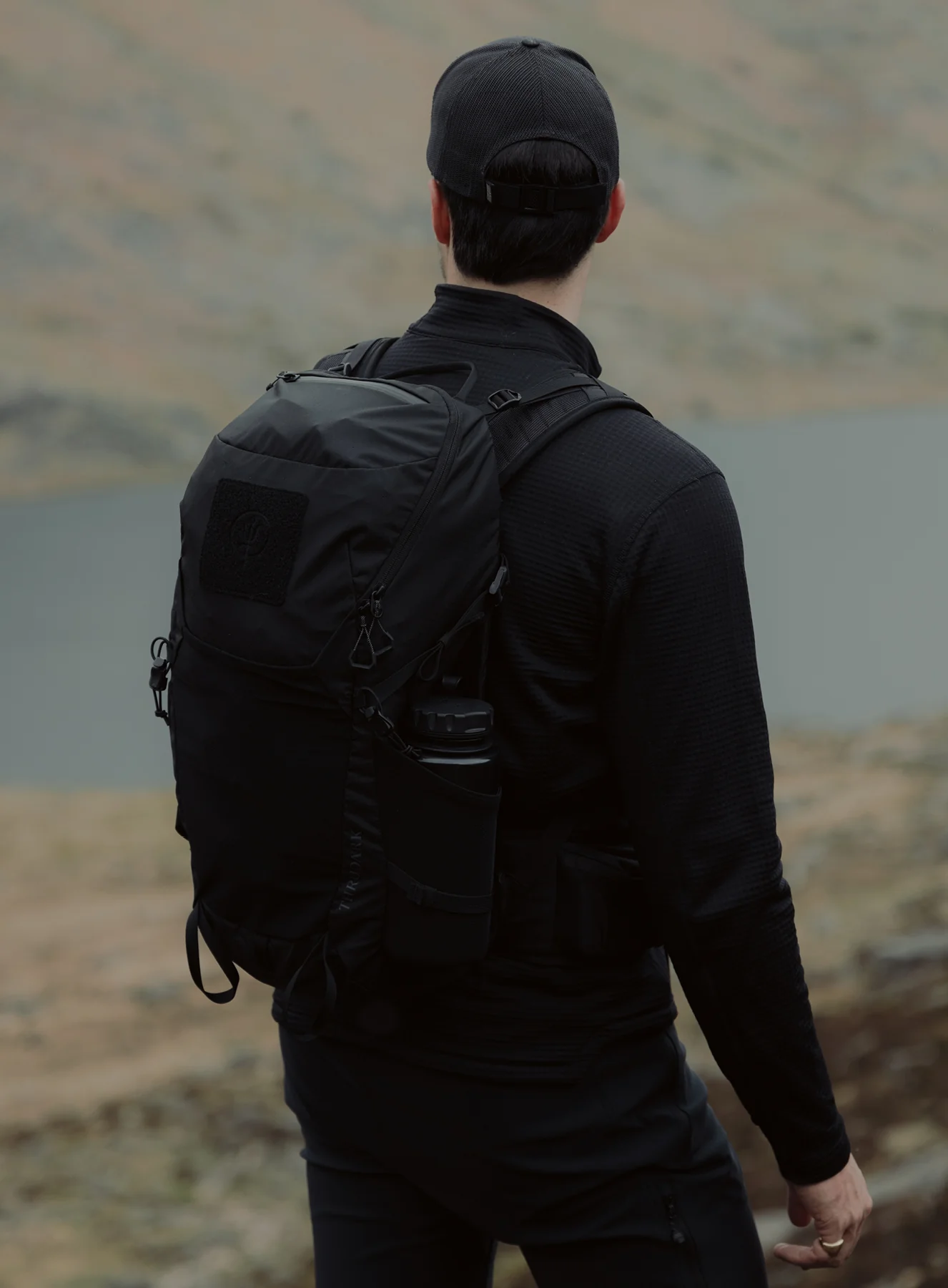 PINNACLE 28L HIKING BACKPACK - Image 2