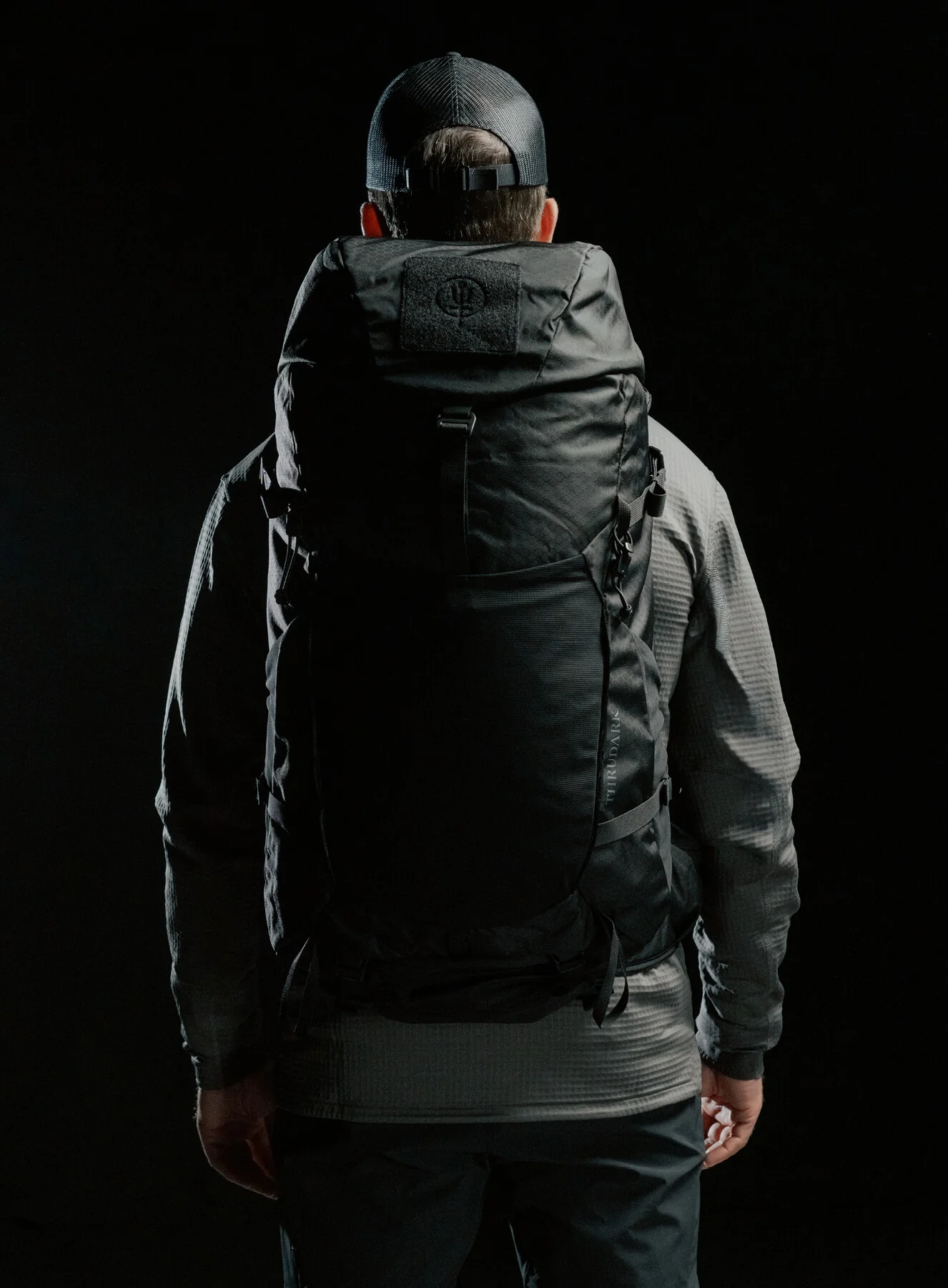 PINNACLE 42L HIKING BACKPACK - Image 2