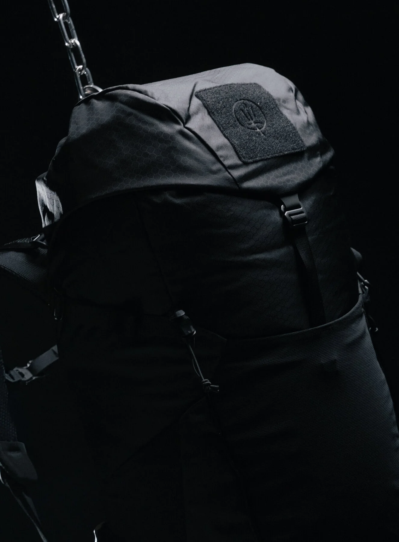 PINNACLE 42L HIKING BACKPACK - Image 3